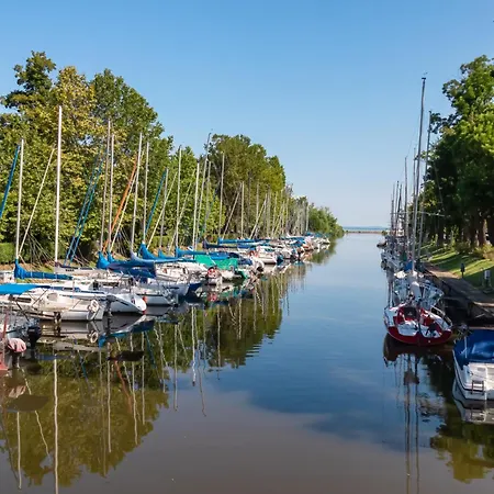 In 19511 * Balatonmariafurdo