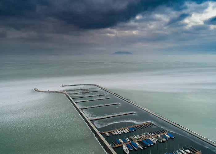 In 19511 Balatonmariafurdo